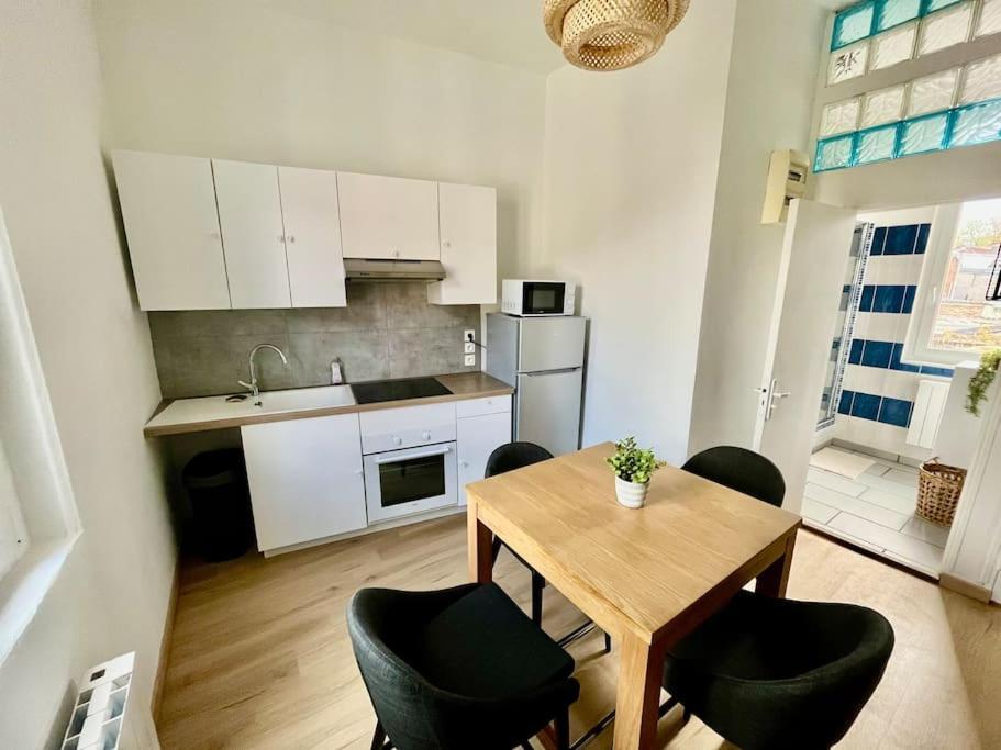 L Evasion Apartment